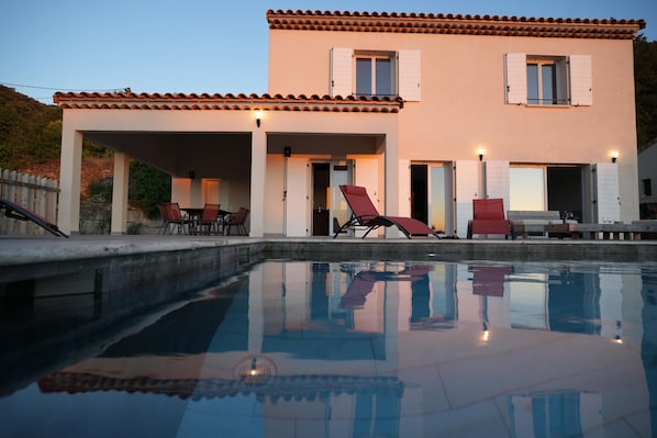 Piscine extérieure