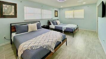 3 Schlafzimmer, Bügeleisen/Bügelbrett, Reisekinderbett, WLAN