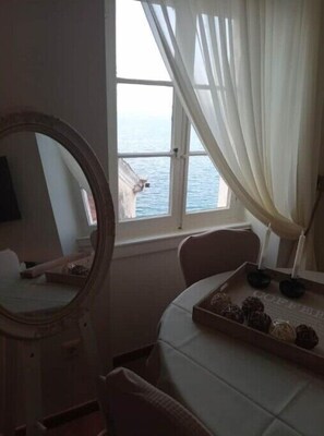 2 bedrooms, desk, iron/ironing board, free WiFi - Ruby's Gem Corfu (Kerkira)