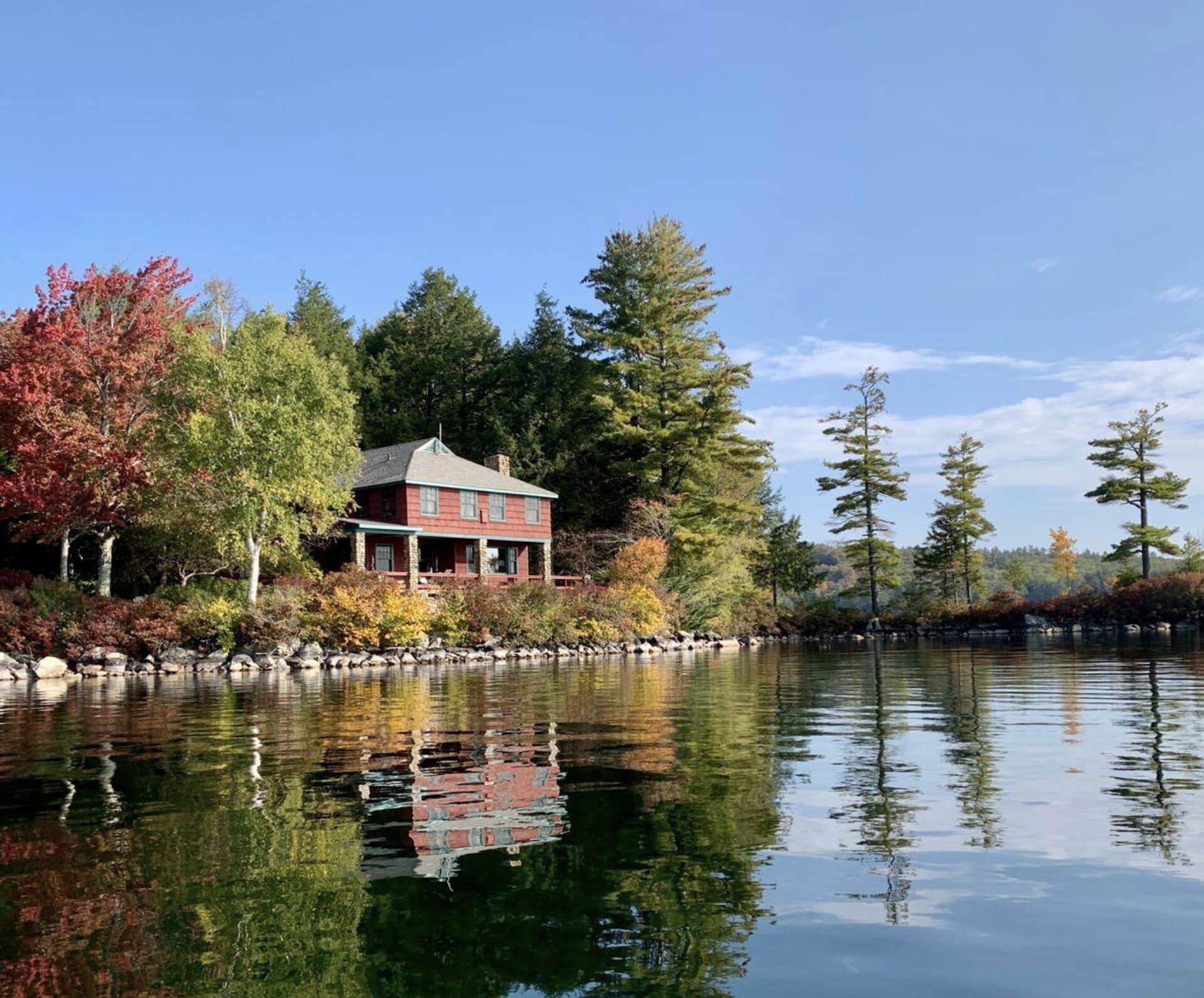 Rare Gem on Lake Sunapee Great for Family Reunions