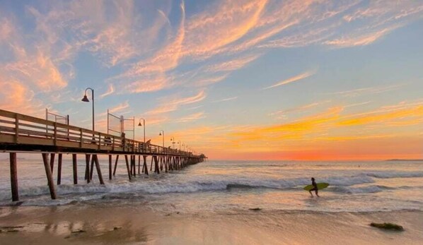 Una spiaggia nelle vicinanze