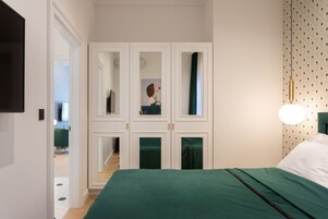 Deluxe Apartment | 1 bedroom, premium bedding, memory foam beds, individually decorated