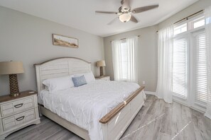 3 chambres, fer et planche à repasser, Wi-Fi gratuit, draps fournis