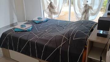 2 chambres, fer et planche Ă repasser, lit parapluie, Wi-Fi gratuit