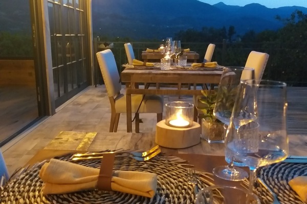 Breakfast, lunch, dinner served; Belgian cuisine, pool views