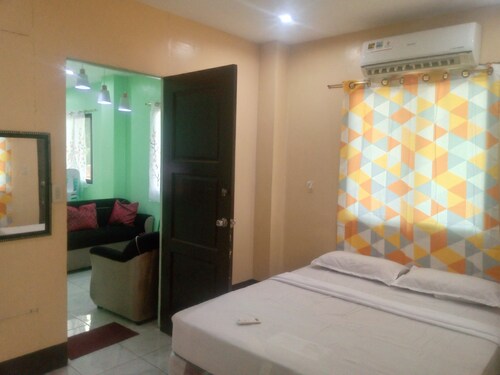 May all who come as guests leave as friends. family sized condo with garage.