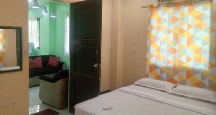 May all who come as guests leave as friends. family sized condo with garage.