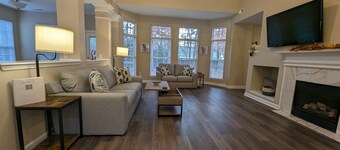 Cedar's Corner in Concord | Spacious & Clean