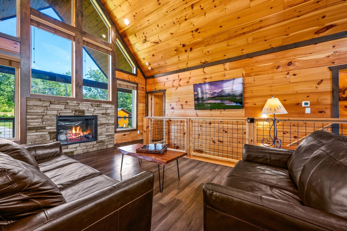 Photo 44 of Luxury 3 BR w/ King Beds, Fire Pit, Arcade Game, Pool Table, Free Dollywood Tix