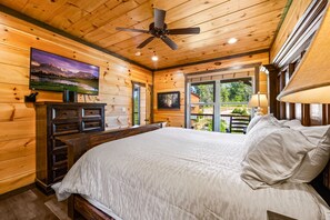 3 Schlafzimmer, Schreibtisch, Bügeleisen/Bügelbrett, kostenloses WLAN