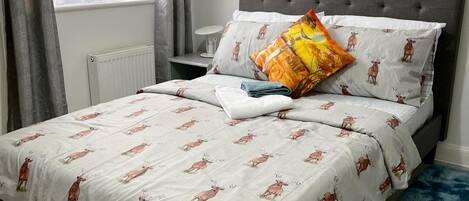 1 bedroom, iron/ironing board, free WiFi, bed sheets