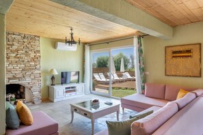 Villa | 3 bedrooms, desk, soundproofing - Diogenis Villa Kefalonia (Kefalonia)