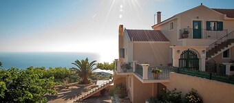 凱法利尼亞幻想別墅