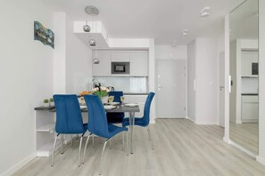 Dining - Szymony 17E | Stylish Apartment | Parking (Zakopane)