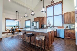 Fridge, microwave, oven, stovetop - Private Teton Views - Immerse Yourself - New Home (Tetonia)