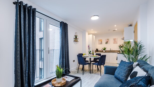 Apartment | Living area - Amazing Luxury 1 Bed Apartment Manchester City (Salford)