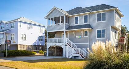Steps to Beach, Pool & Tennis in heart of Corolla
