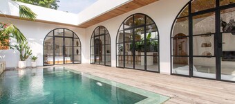 Tropical 2 bedroom villa in Bingin