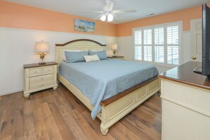 3 bedrooms, Internet - 3 BR Beach House in Surfside Beach with Shared Pool!  Sea Bridge 1015 (Surfside Beach)