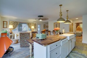 Casa (2 Bedrooms) | Interior