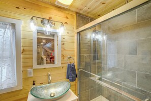 Apartment (0 Bedroom) | Interior - Cozy Holland Studio w/ Deck Near Lake Michigan! (Holland)