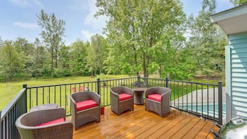 Apartemen (0 Bedroom) | Bagian depan properti