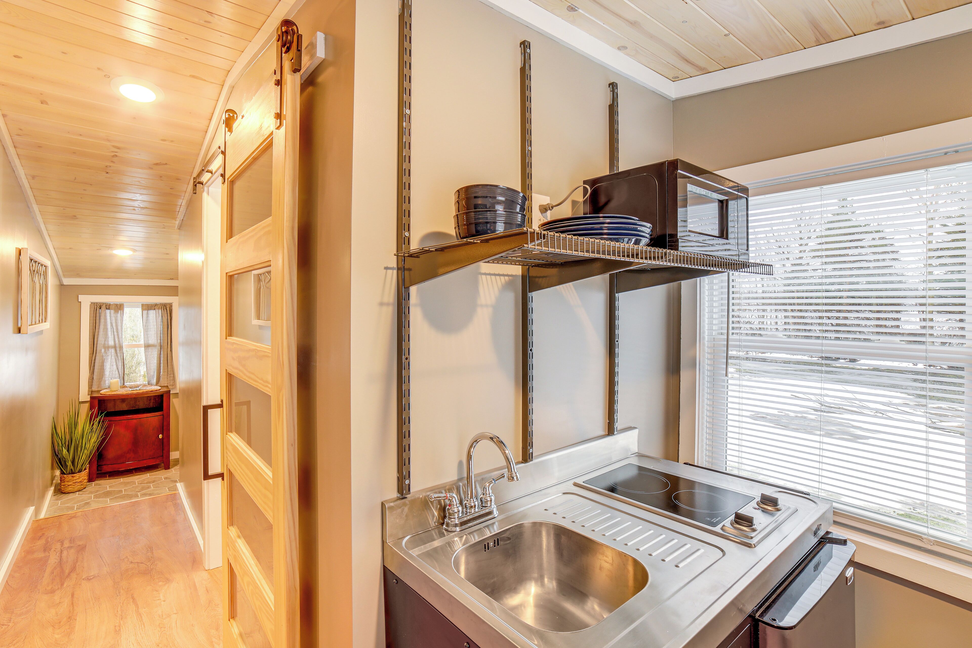 Apartment (0 Bedroom) | Interior