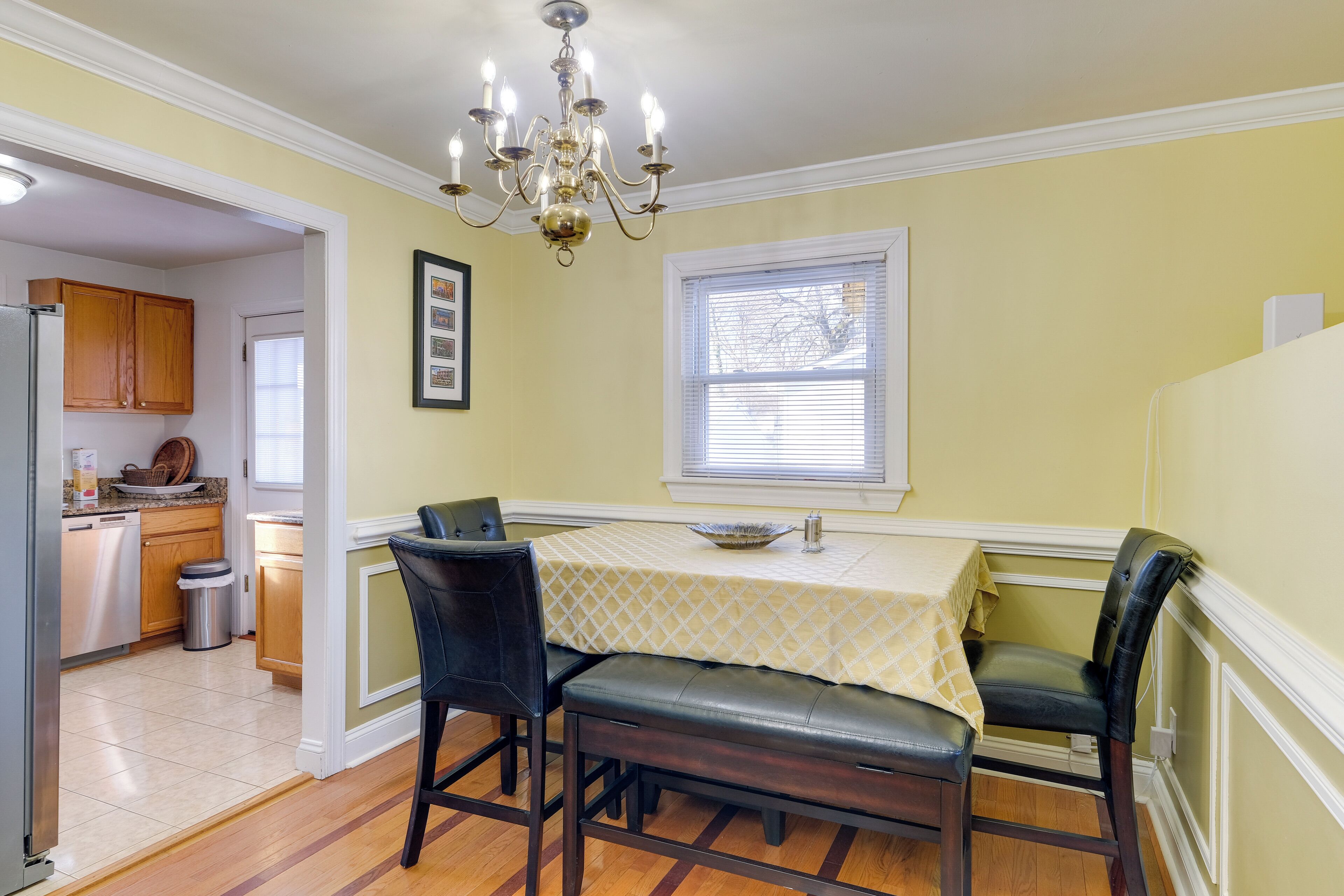 House (5 Bedrooms) | Interior