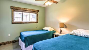 Cottage (2 Bedrooms) | Interior