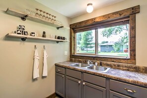 Cottage (2 Bedrooms) | Interior