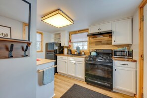 House (1 Bedroom) | Interior