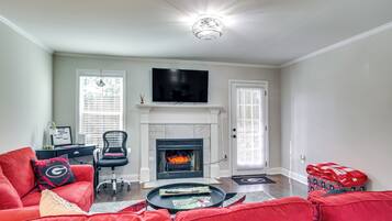 Apartemen (2 Bedrooms) | Bagian depan properti