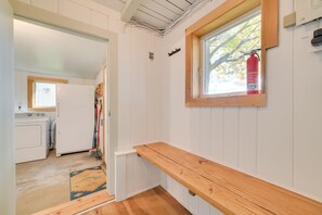 Interior - Cozy Harbor Springs Vacation Rental, 13 Mi to Town (Harbor Springs)