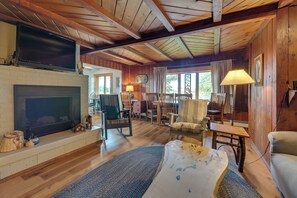 House (4 Bedrooms) | Interior - Cozy Harbor Springs Vacation Rental, 13 Mi to Town (Harbor Springs)