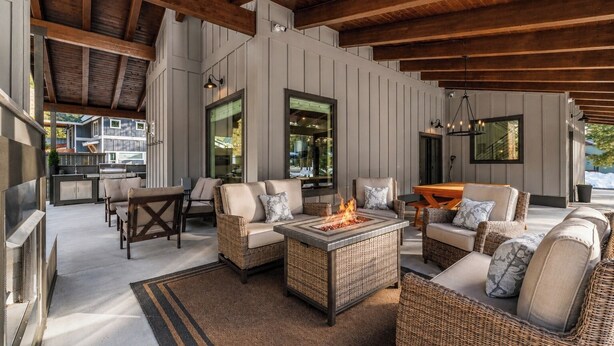 Terrace/patio - LaborDay Avail-Cle Elums Best 4 Large Groups+Pool Access- 7BD/7BA + Slps 28 (Ronald)