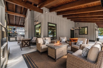 Cle Elums Best Vacation Home 4 Large Groups - 7BD/7BA + Slps 28