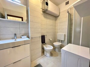 Apartment, 1 Bedroom, Balcony, Pool View | Bathroom - Modern Flat With Pool View Balcony (Caorle)