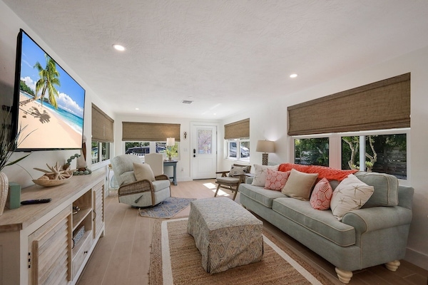 House, 2 Bedrooms | Living area