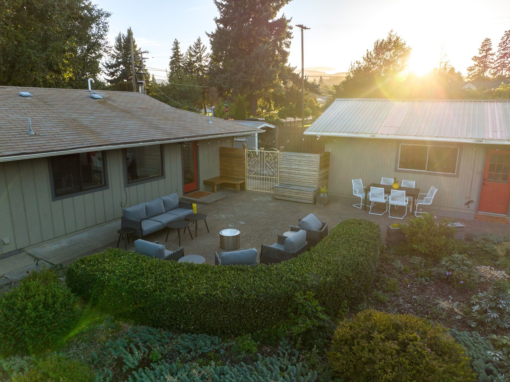 House, 2 Bedrooms | Kawasan hartanah