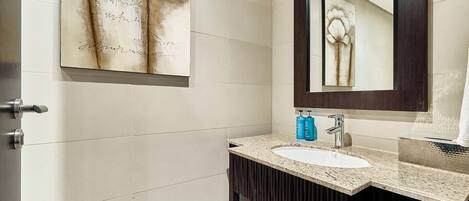 Apartment | Badezimmer