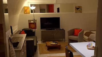 TV
