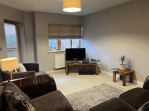 Apartment | Living area - Beautiful Apartment in the Cathedral Grounds (Norwich)
