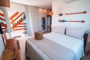 华丽客房, 露台, 河景 | 高档床上用品、免费 WiFi、床单