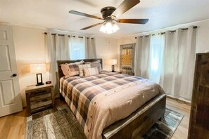 2 bedrooms, WiFi, bed sheets