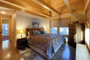 3 bedrooms, WiFi, bed sheets - Sleepy Bear Cabin Sum (Ruidoso)