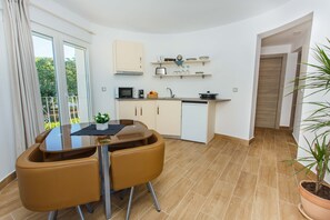 Gallery Apartment | Private kitchen - Casa Felizia (Els Poblets)