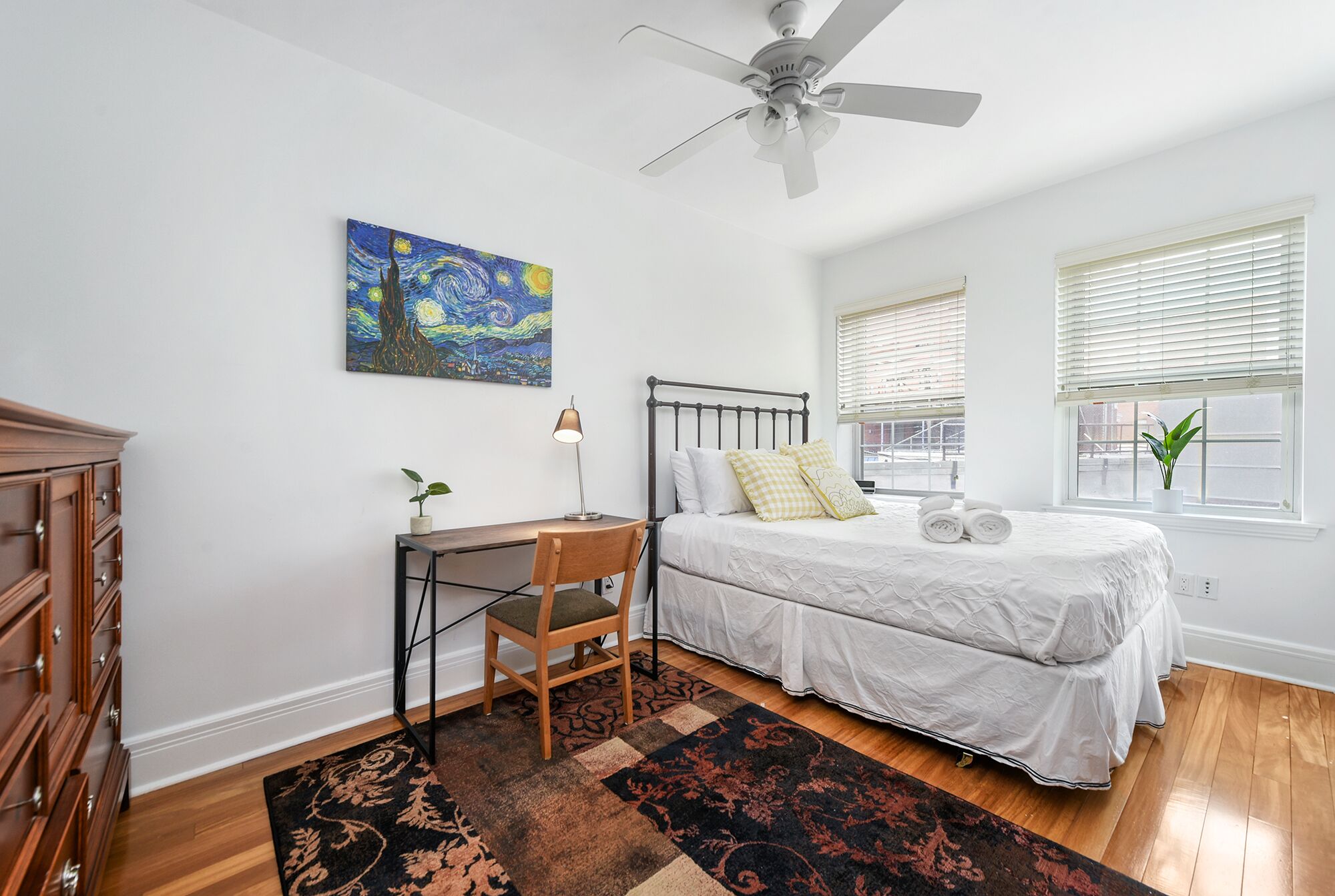 ♥West Penn Hospital★ 5★Location ♛Queen Bed~Parking Elevator - Central Location