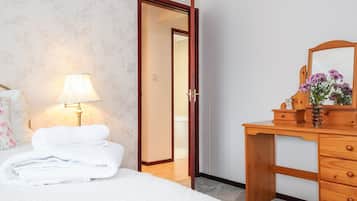 2 bedrooms, free WiFi, individually decorated, individually furnished
