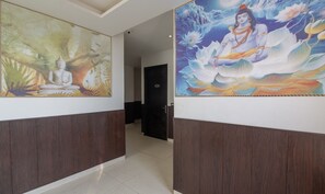 Lobby - Treebo Gatiman (Dera Bassi)