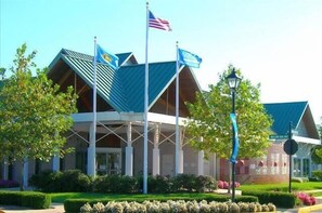 Exterior - Bear Trap Dunes Resort Bethany Beach 4BR, 3.5 Baths 2 Suites Sleeps 12 247 Oct (Ocean View)